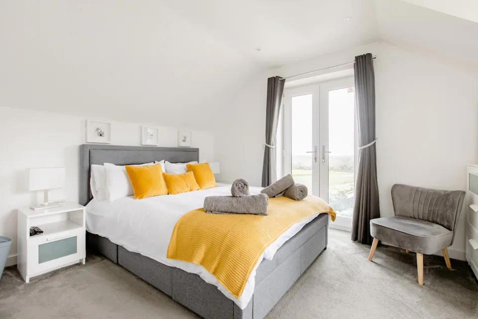 Ashwood Bed And Breakfast Truro Bagian luar foto